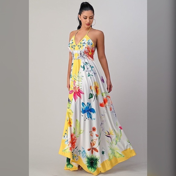 The White and Yellow Garden Maxi Dress - Picture 1 of 4
